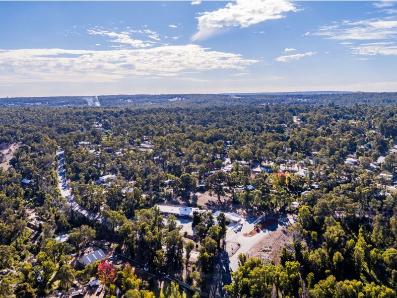 5345 Richardson Road, Stoneville WA 6081