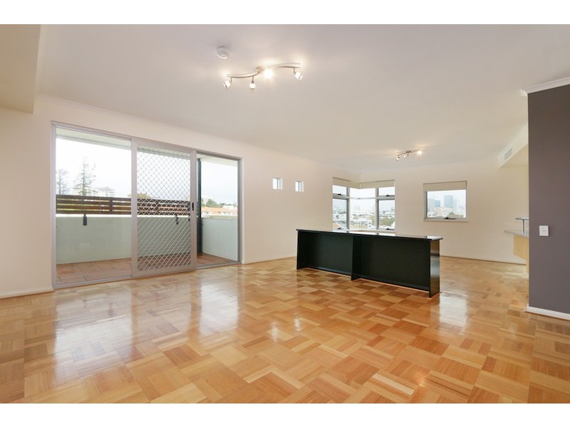 21/1 Henry Lawson Walk, East Perth WA 6004