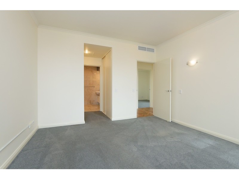 21/1 Henry Lawson Walk, East Perth WA 6004