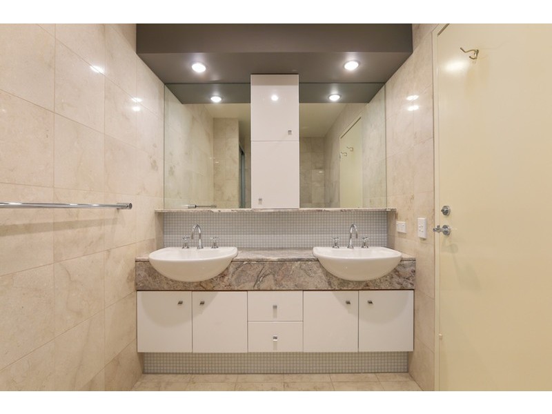 21/1 Henry Lawson Walk, East Perth WA 6004