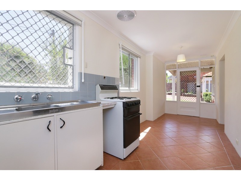 14 Clydesdale Street, Burswood WA 6100