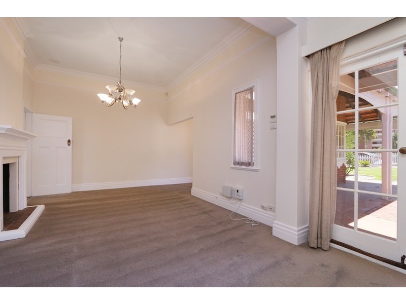 14 Clydesdale Street, Burswood WA 6100