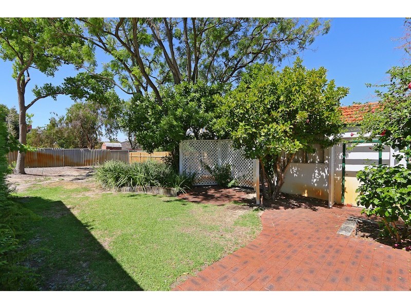 14 Clydesdale Street, Burswood WA 6100