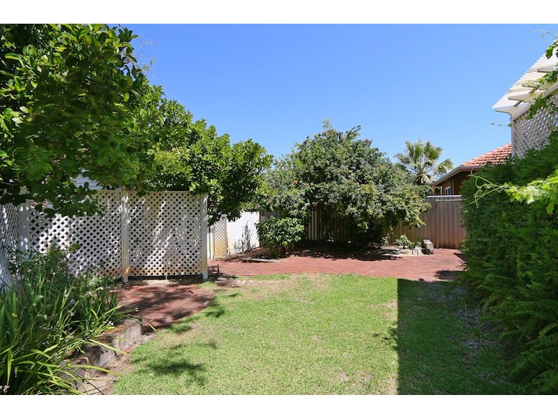 14 Clydesdale Street, Burswood WA 6100