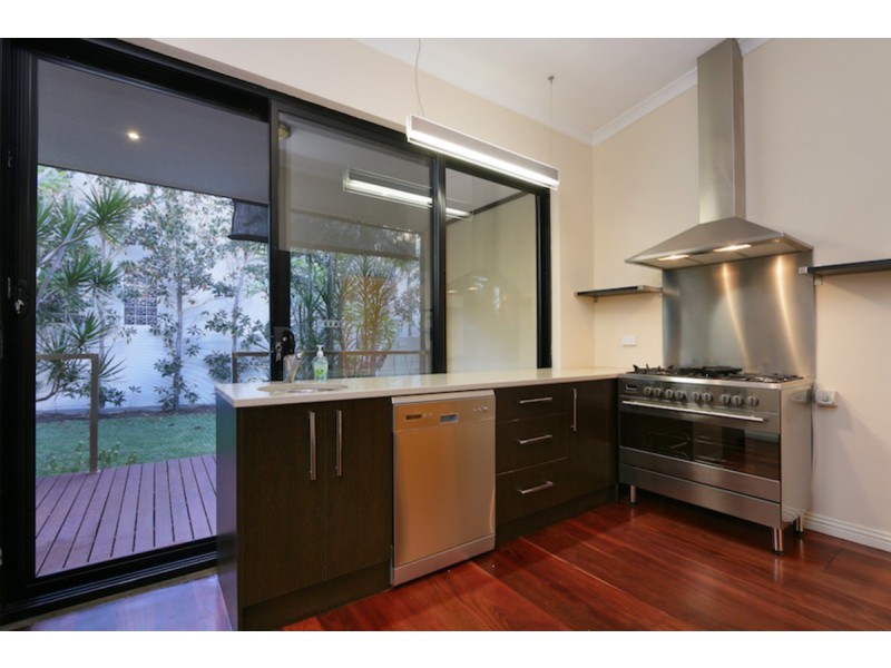 7 Lindsay Street, Perth WA 6000