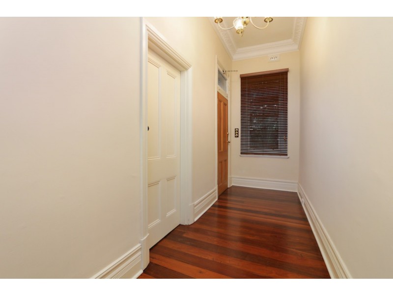 7 Lindsay Street, Perth WA 6000