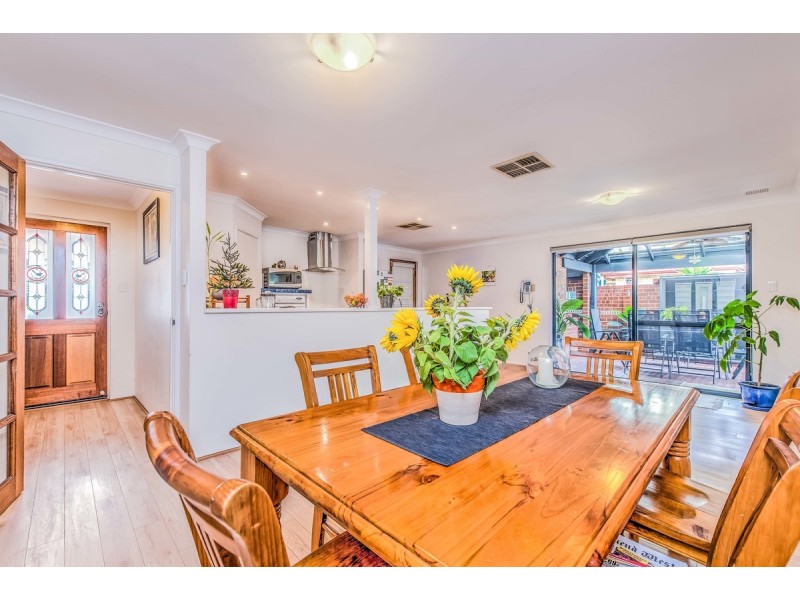 1/188 Kitchener Road, Booragoon WA 6154