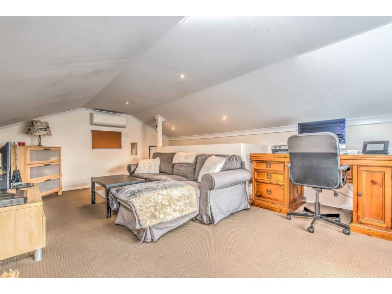 1/188 Kitchener Road, Booragoon WA 6154