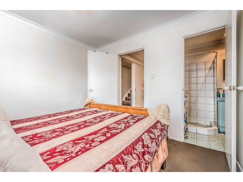 1/188 Kitchener Road, Booragoon WA 6154