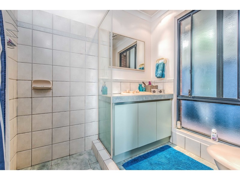 1/188 Kitchener Road, Booragoon WA 6154