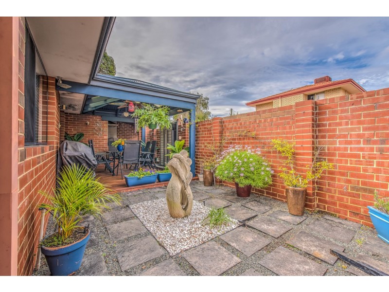 1/188 Kitchener Road, Booragoon WA 6154