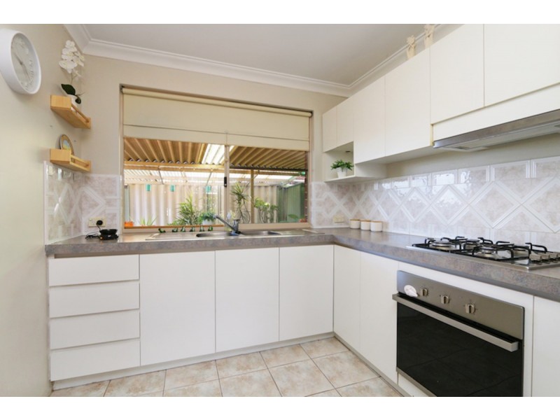 2/29 Kimbara Street, Nollamara WA 6061