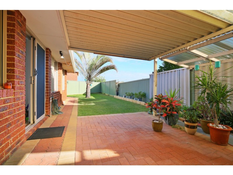 2/29 Kimbara Street, Nollamara WA 6061