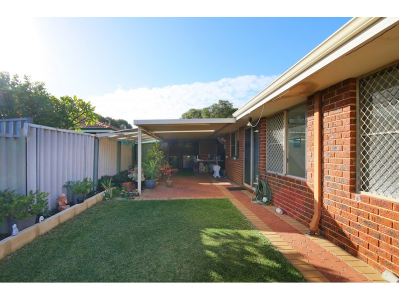 2/29 Kimbara Street, Nollamara WA 6061