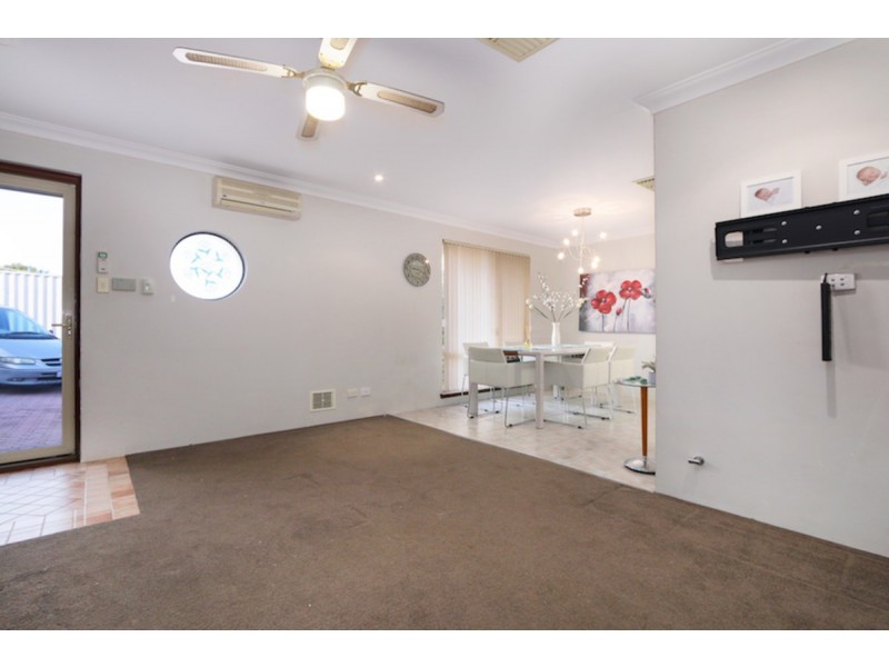 2/29 Kimbara Street, Nollamara WA 6061