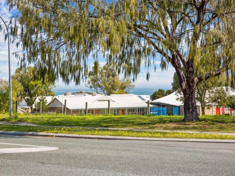 75 Venturi Drive, Ocean Reef WA 6027