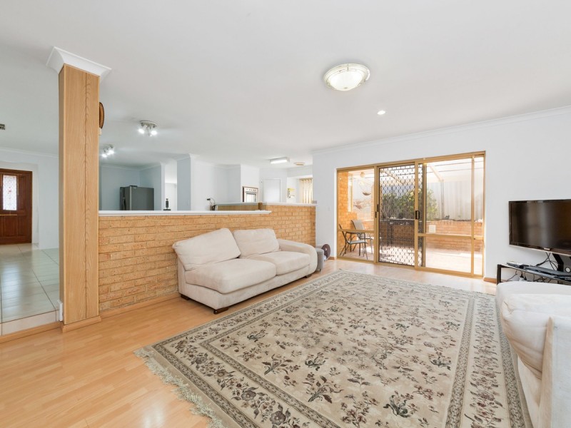 75 Venturi Drive, Ocean Reef WA 6027