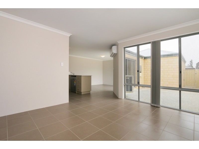 4 Buncrana View, Southern River WA 6110