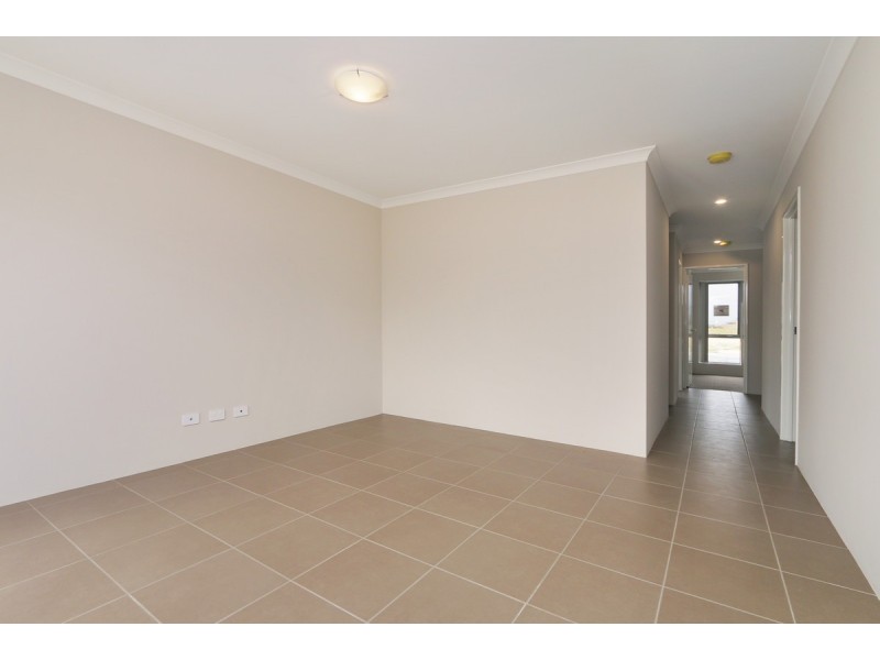 4 Buncrana View, Southern River WA 6110