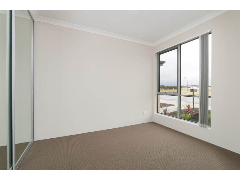 4 Buncrana View, Southern River WA 6110