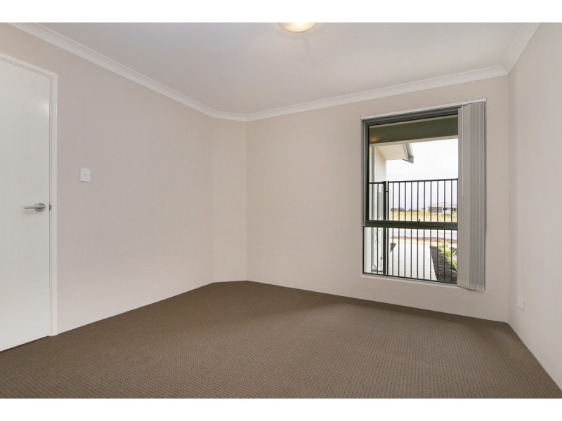 4 Buncrana View, Southern River WA 6110