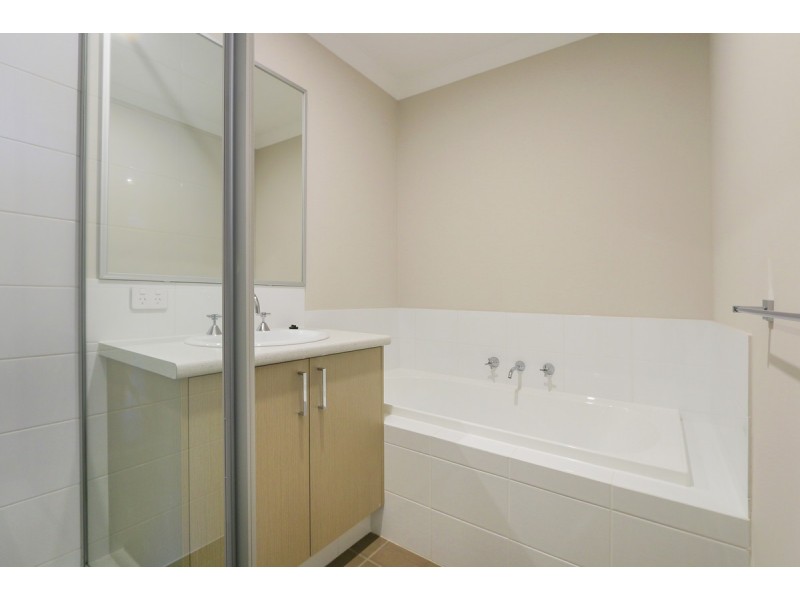 4 Buncrana View, Southern River WA 6110