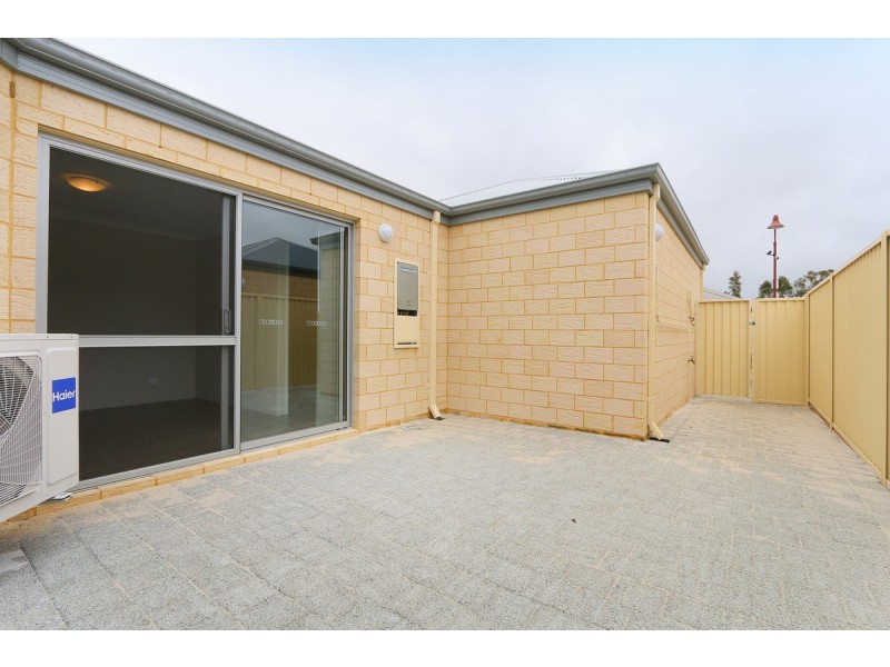 4 Buncrana View, Southern River WA 6110