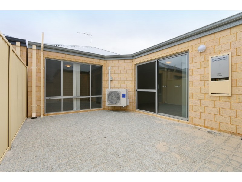 4 Buncrana View, Southern River WA 6110