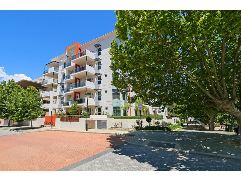 18/1 Henry Lawson Walk, East Perth WA 6004