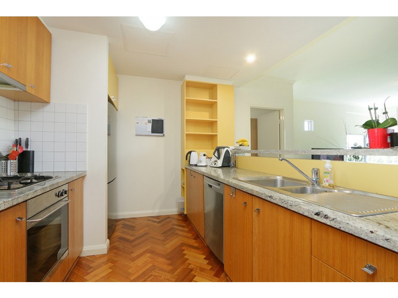 18/1 Henry Lawson Walk, East Perth WA 6004