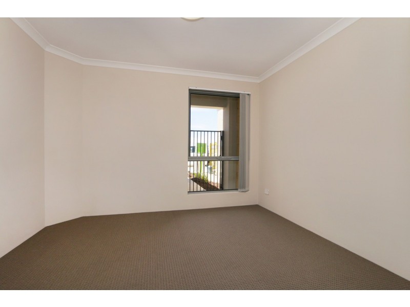 16 Buncrana View, Southern River WA 6110