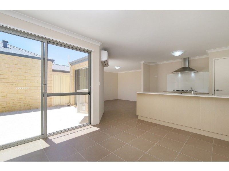 16 Buncrana View, Southern River WA 6110