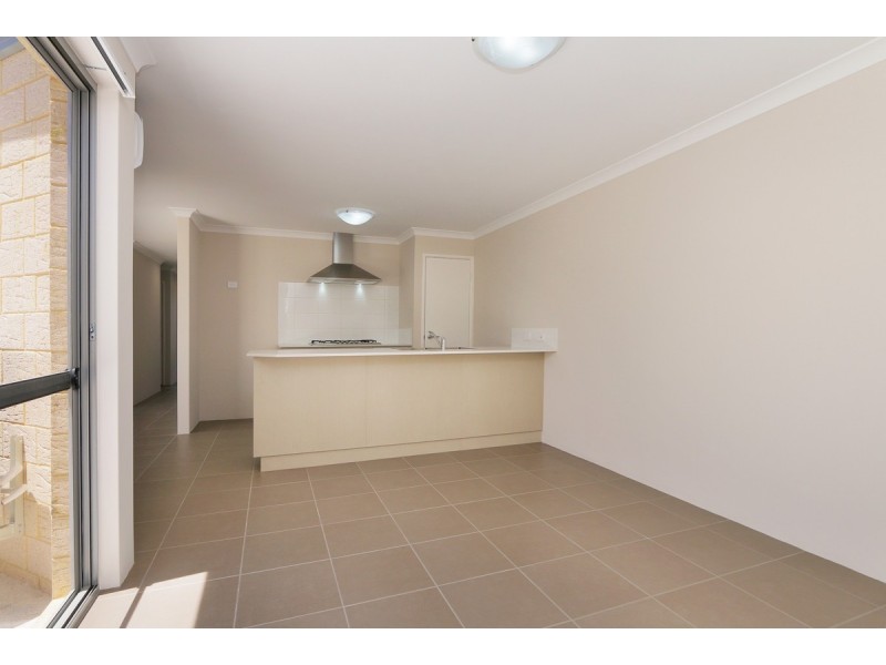 16 Buncrana View, Southern River WA 6110