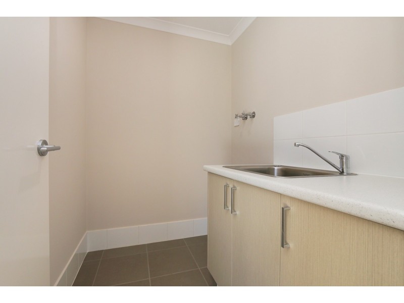 16 Buncrana View, Southern River WA 6110