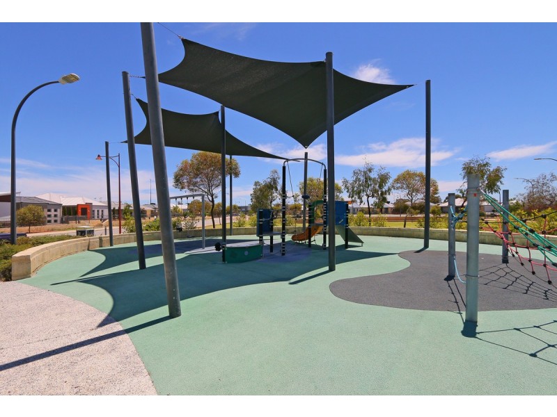 16 Buncrana View, Southern River WA 6110