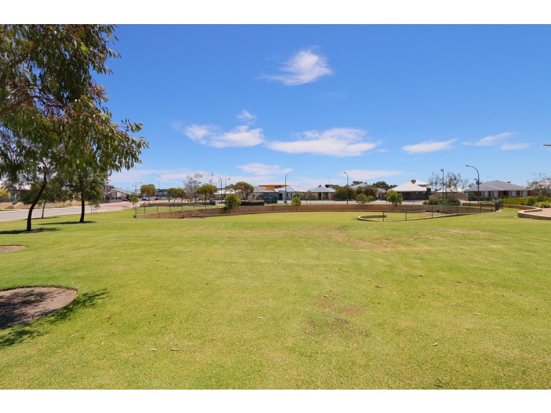 16 Buncrana View, Southern River WA 6110