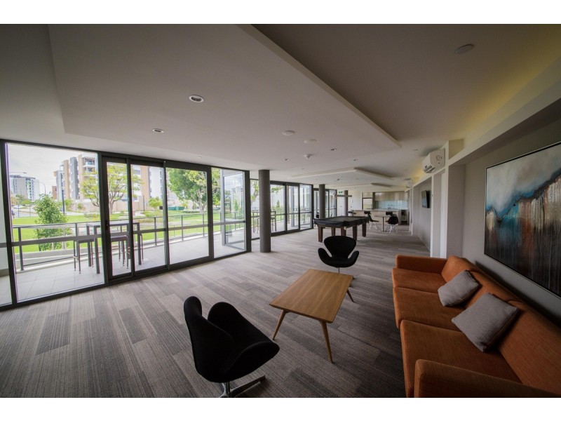 90/3 Homelea Court, Rivervale WA 6103