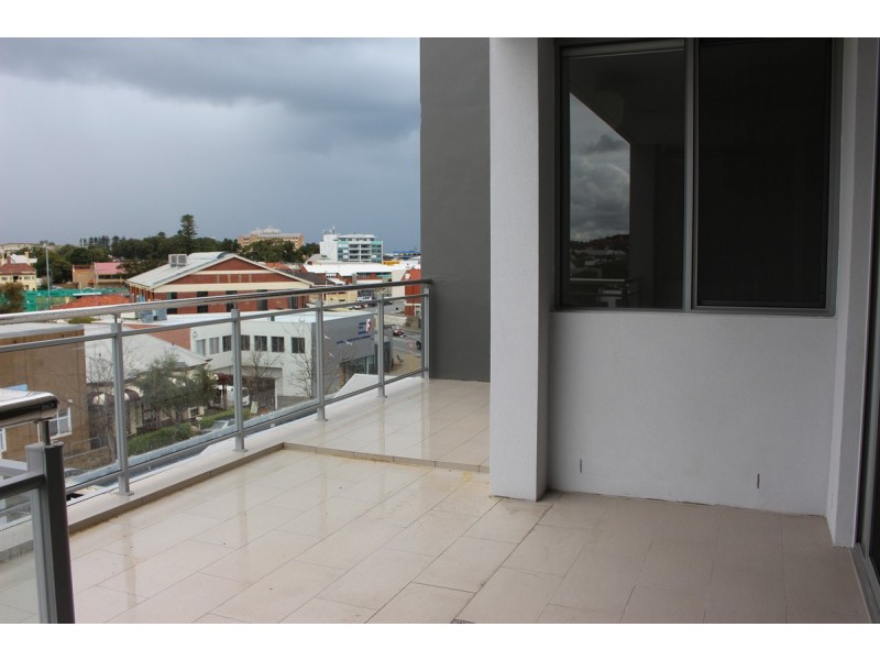 31/10 Quarry  Street, Fremantle WA 6160