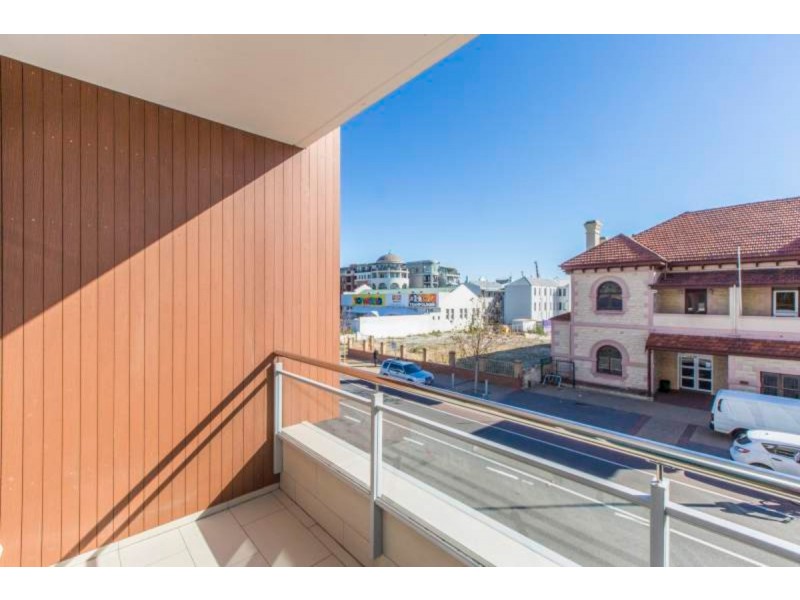 22/11 Queen Victoria Street, Fremantle WA 6160