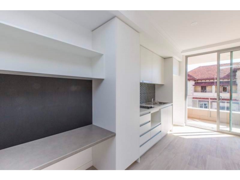 22/11 Queen Victoria Street, Fremantle WA 6160