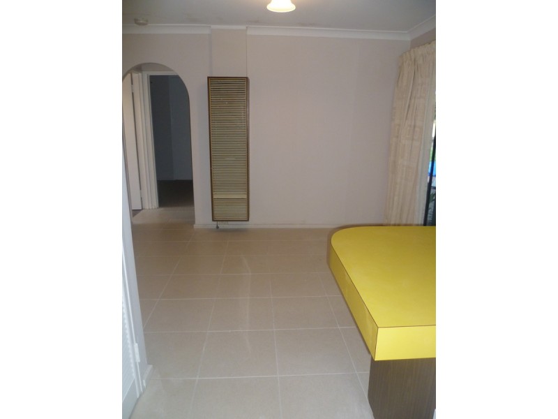 24 Poynter Drive, Duncraig WA 6023