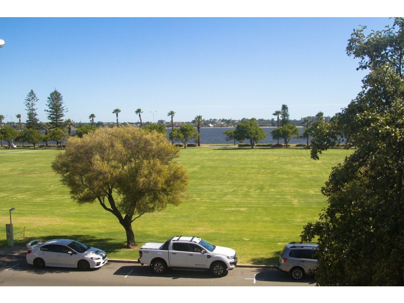 29/122 Terrace Road, Perth WA 6000