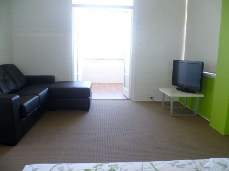 25/124 Terrace Road, Perth WA 6000