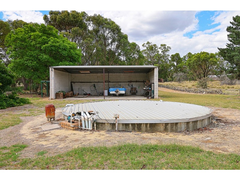 188 Wattleup Road, Wattleup WA 6166