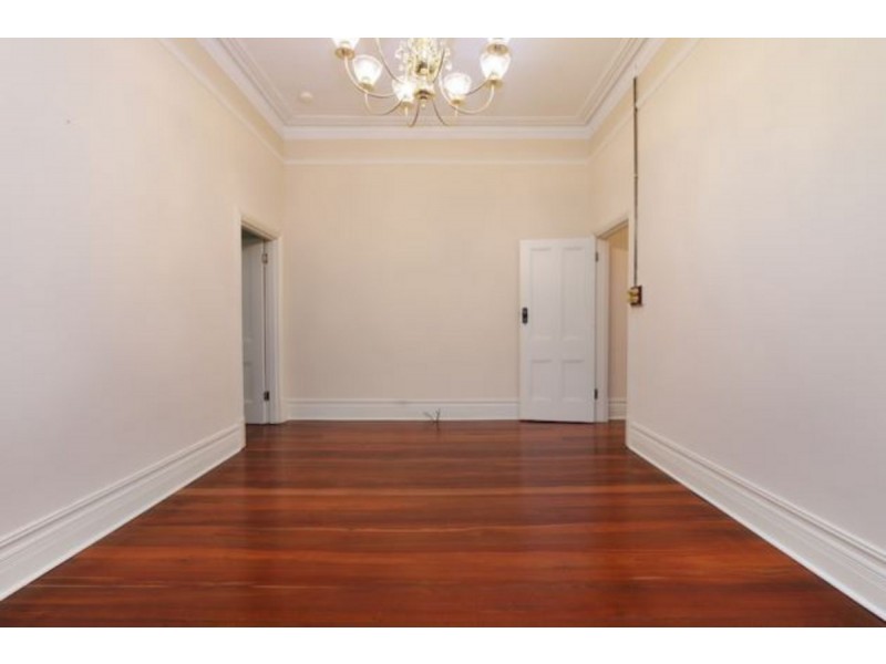 7 Lindsay Street, Perth WA 6000