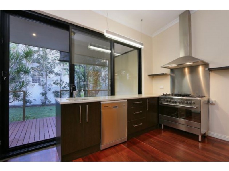 7 Lindsay Street, Perth WA 6000