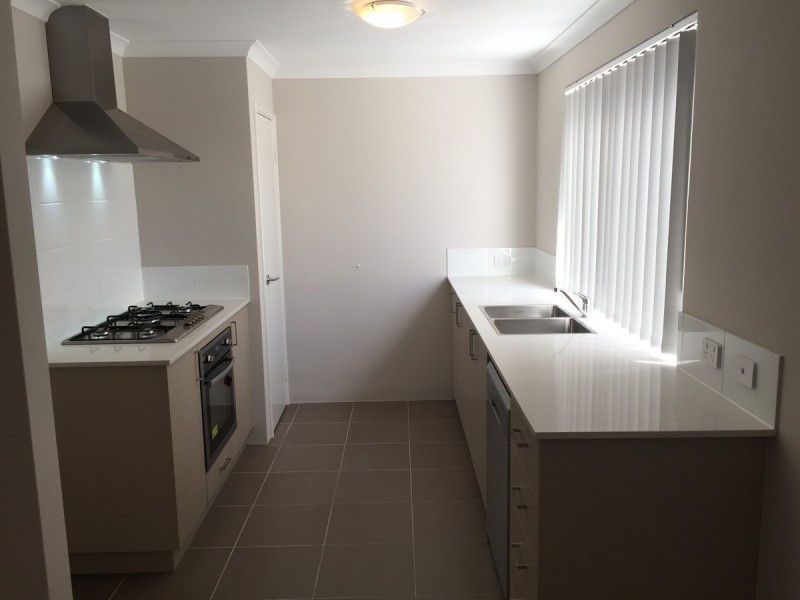 14 Buncrana View, Southern River WA 6110