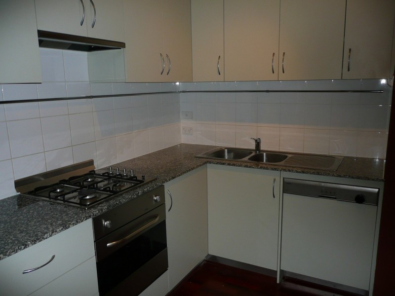 4/24 Saunders Street, East Perth WA 6004