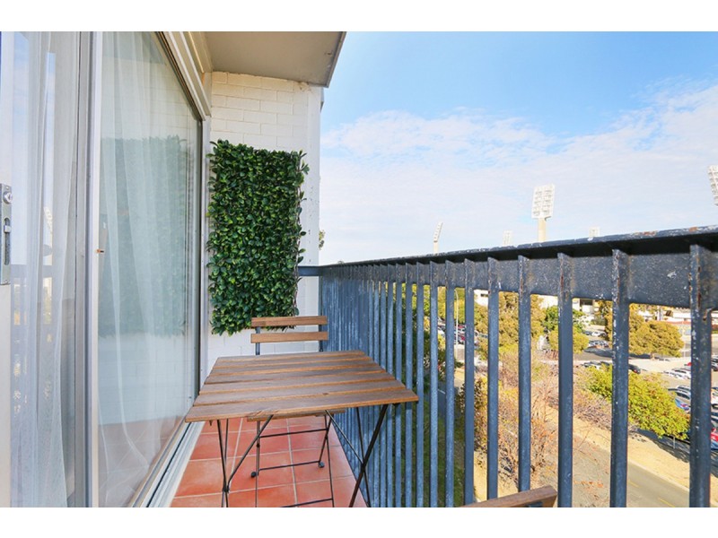 32/38-42 Waterloo Crescent, East Perth WA 6004