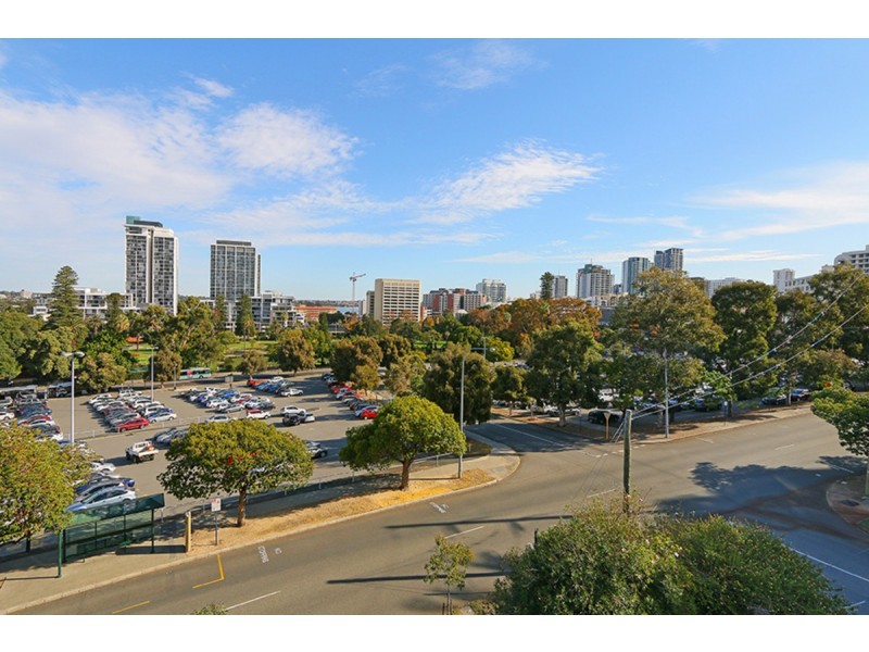 32/38-42 Waterloo Crescent, East Perth WA 6004